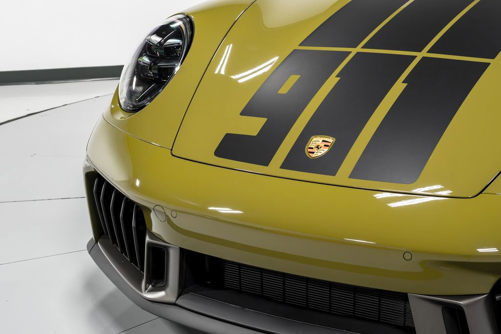 Used 2026 Porsche 911 Carrera GTS image 49