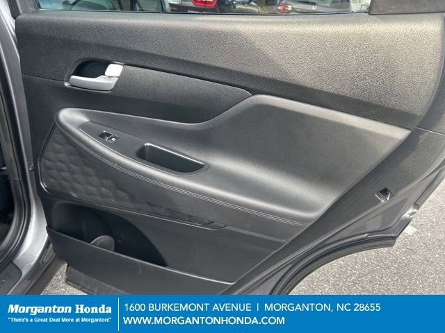 Used 2019 Hyundai Santa Fe SEL w/ Cargo Package image 31