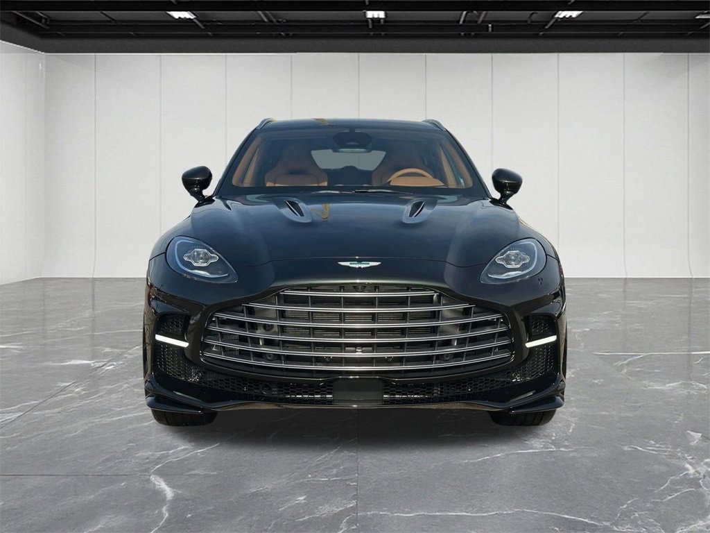 New 2026 Aston Martin DBX 707 image 9