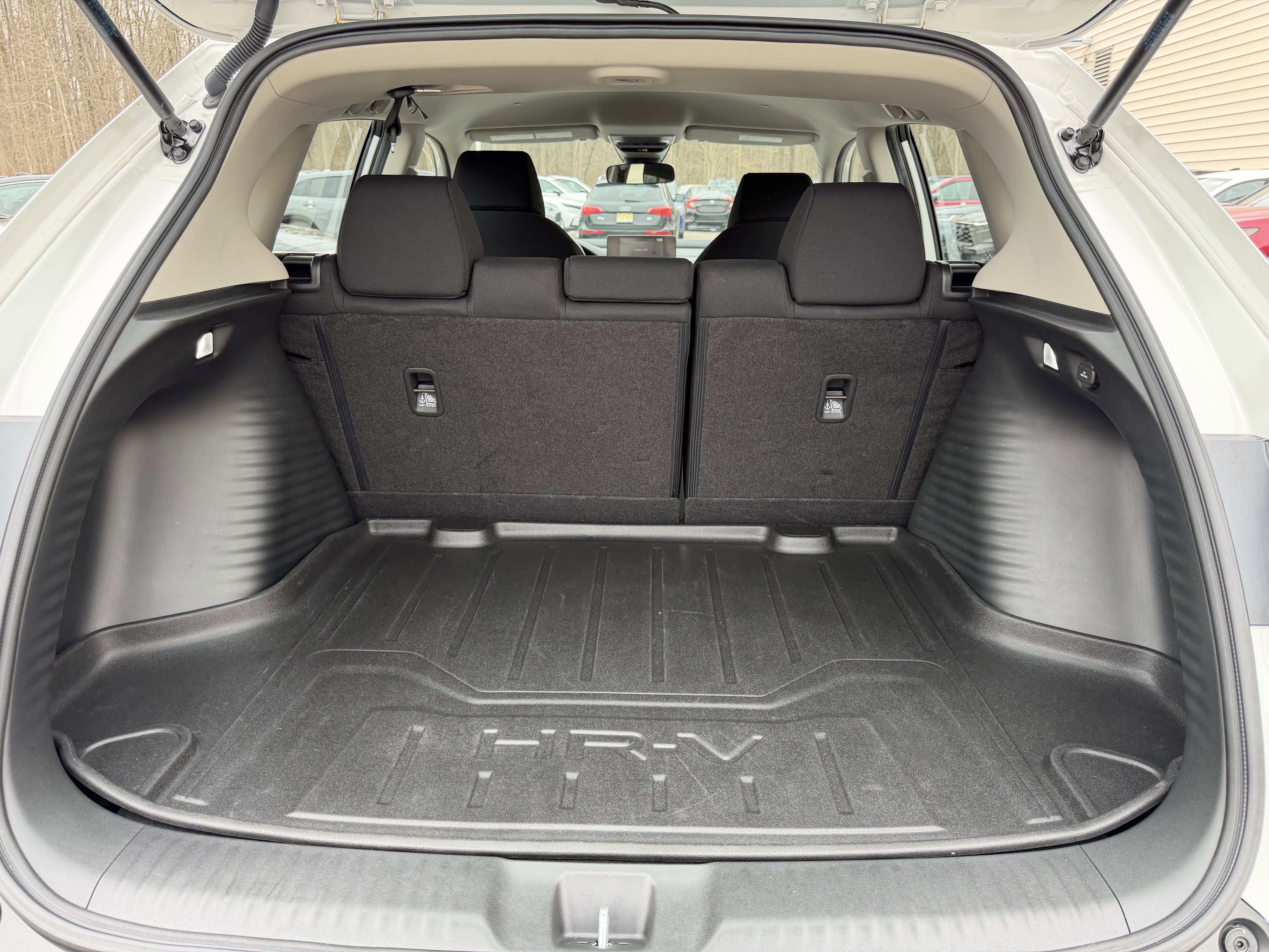 Certified 2024 Honda HR-V LX image 30