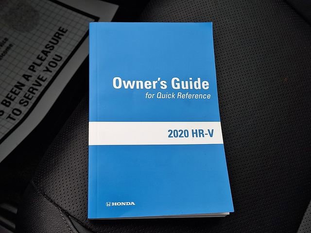 Used 2020 Honda HR-V Touring image 25