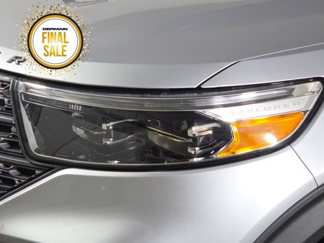 Used 2021 Ford Explorer XLT w/ Equipment Group 202A image 12