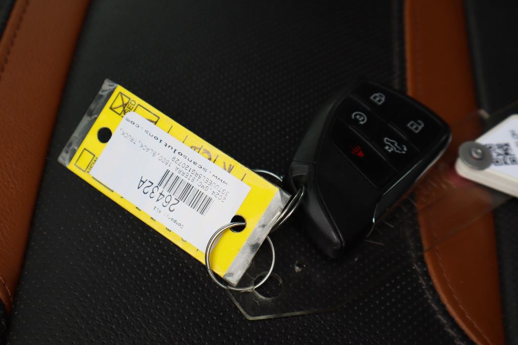 Used 2024 GMC Sierra 1500 AT4 w/ Technology Package image 35