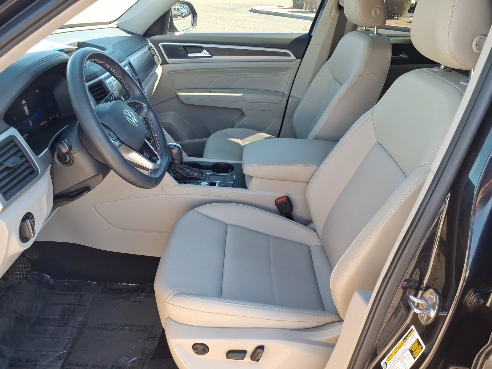 Used 2023 Volkswagen Atlas SE FWD image 20