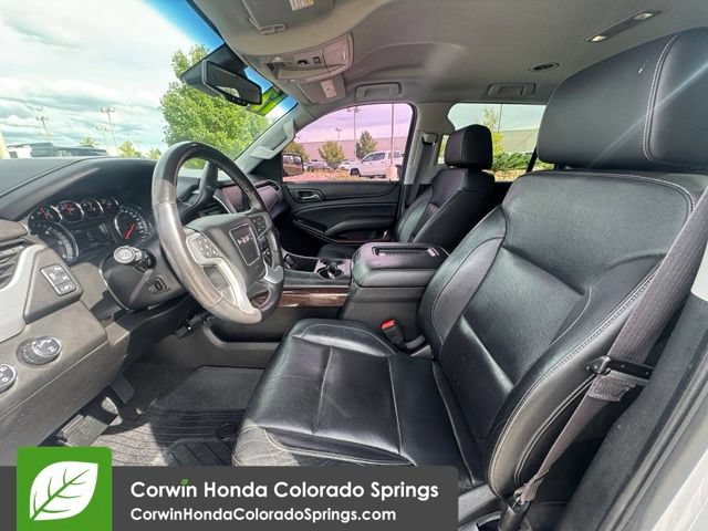 Used 2017 GMC Yukon SLT AWD/4WD image 26