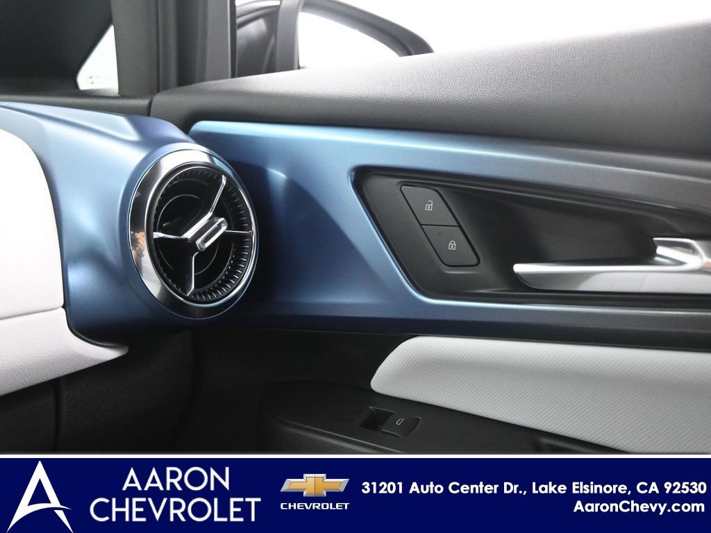 New 2026 Chevrolet Equinox EV LT AWD/4WD image 16