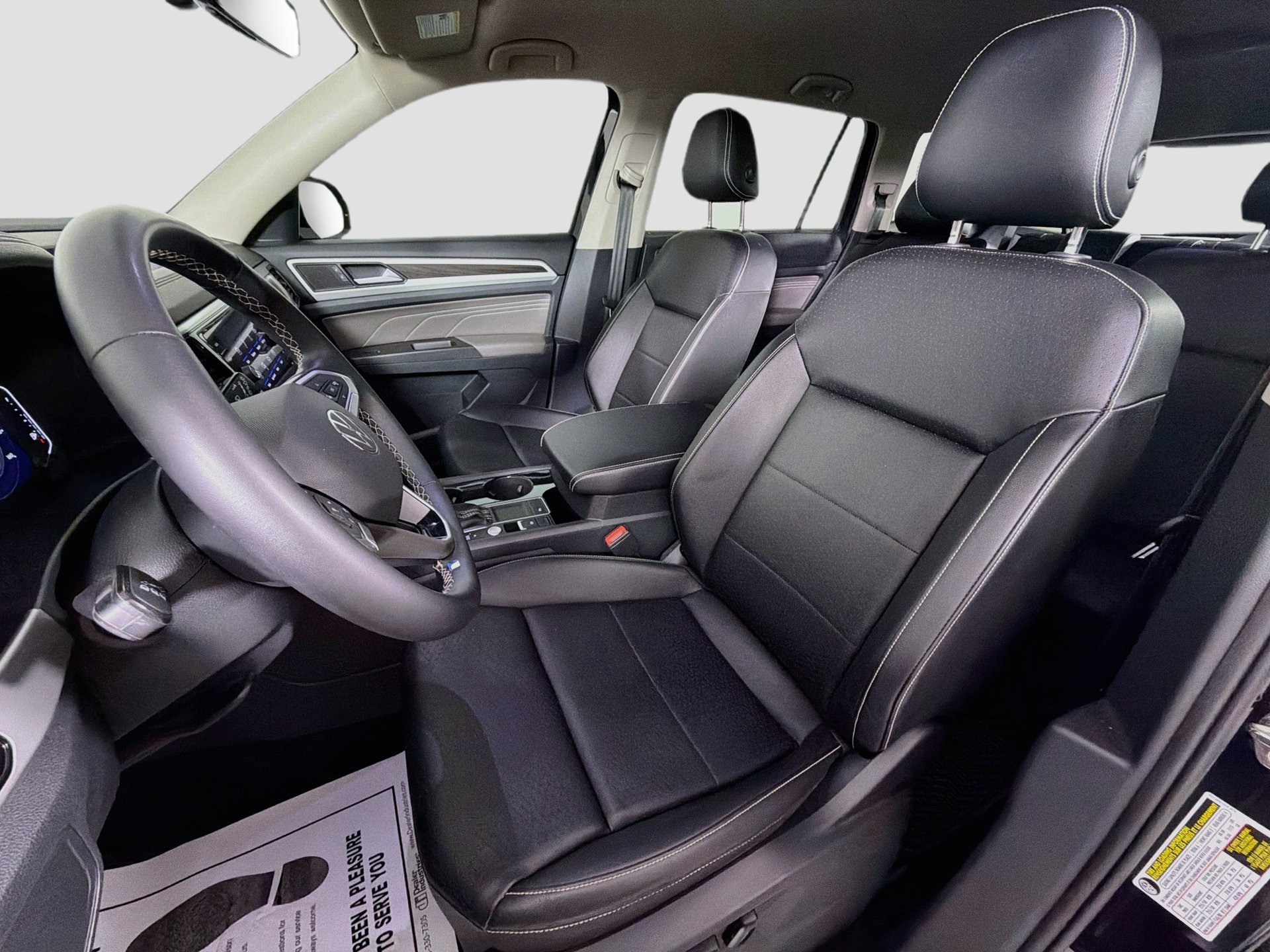 Used 2023 Volkswagen Atlas SE w/ Black Wheel Package FWD image 20