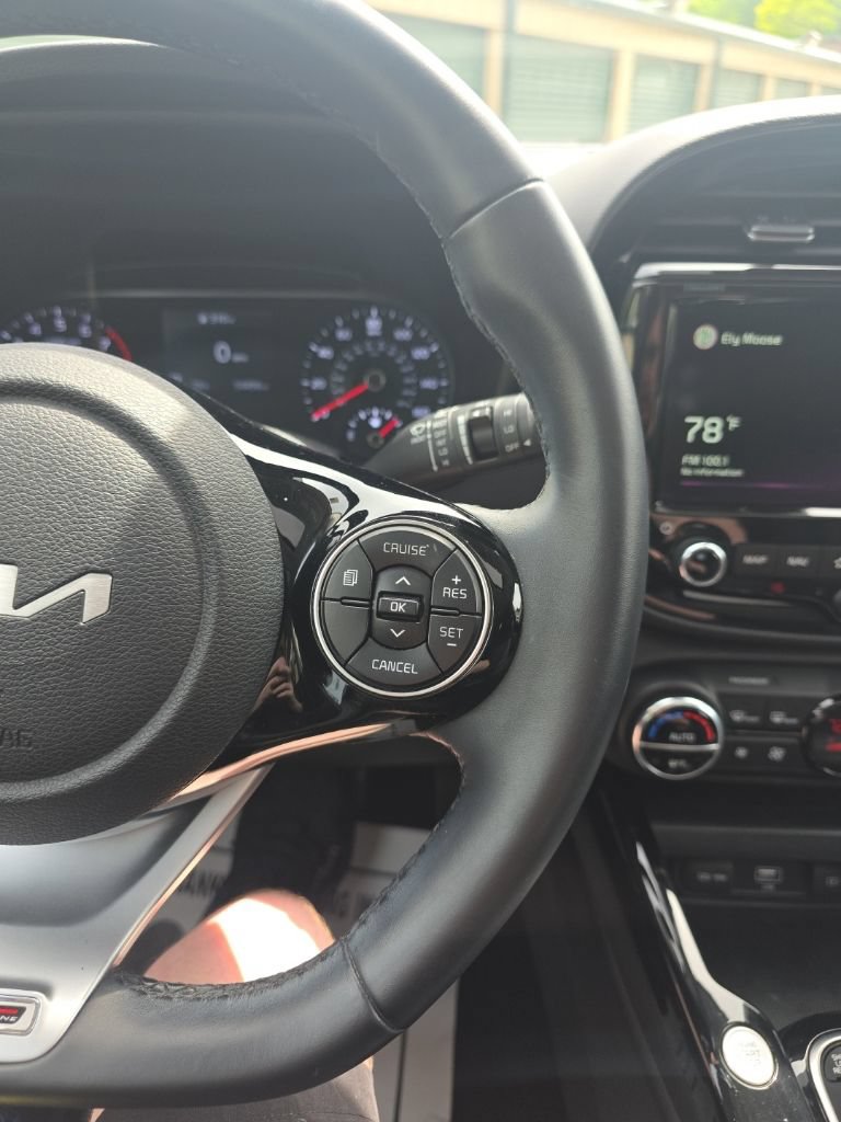 Used 2022 Kia Soul GT-Line FWD image 25