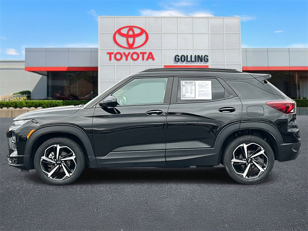 Used 2022 Chevrolet TrailBlazer RS w/ Sun and Liftgate Package image 2