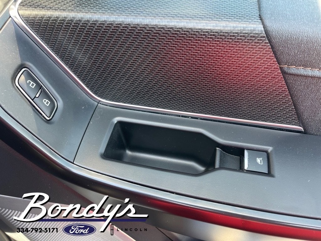 Used 2023 Ford F150 Raptor w/ Raptor Carbon Fiber Package image 23