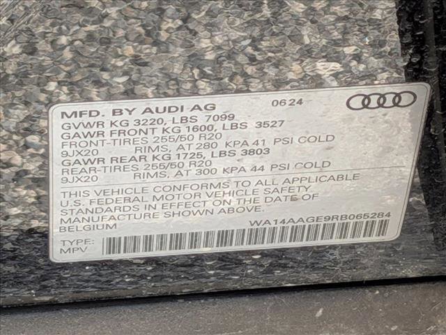 Certified 2024 Audi Q8 e-tron Premium image 15