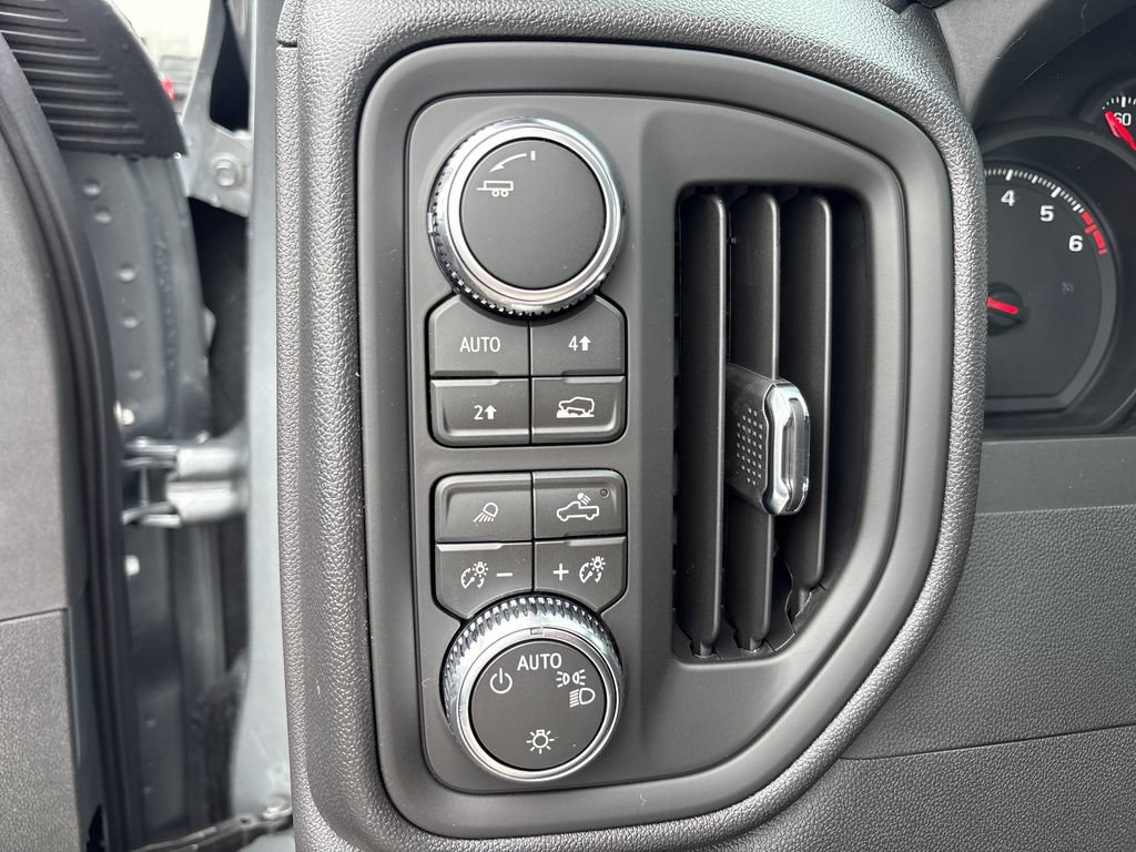 New 2026 GMC Sierra 1500 4x4 Regular Cab Pro w/ Pro Value Package image 18