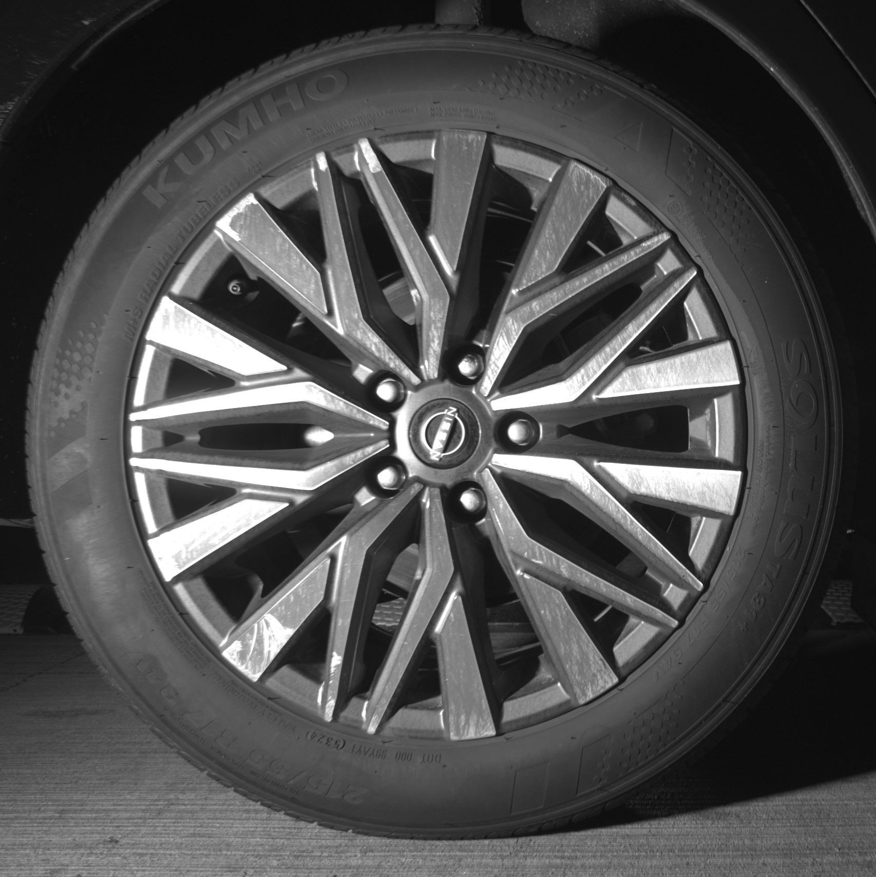 Used 2025 Nissan Altima 2.5 SV FWD image 15