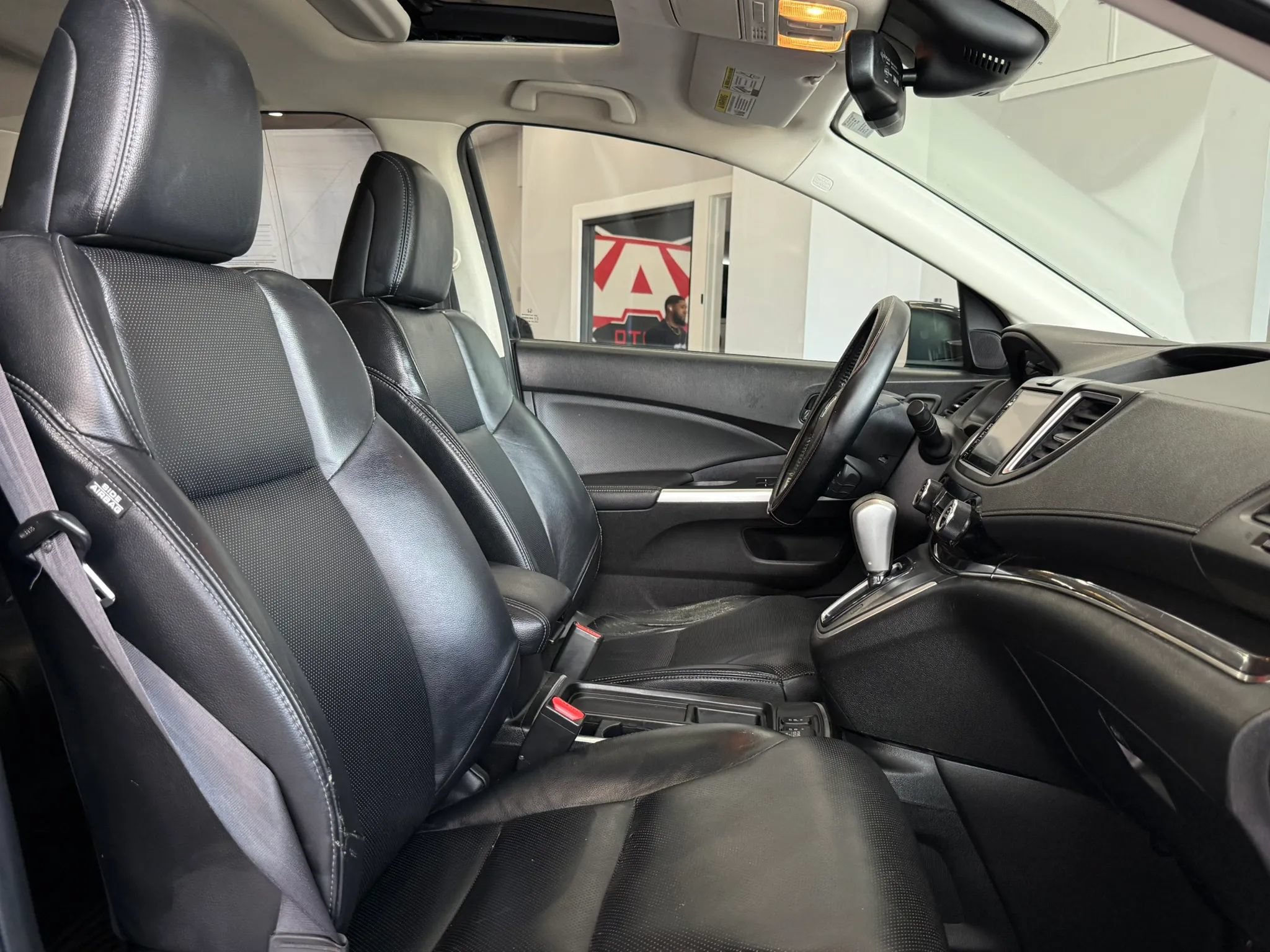 Used 2015 Honda CR-V Touring image 28