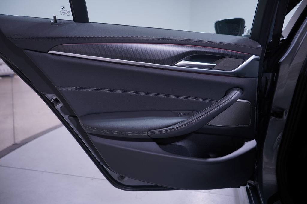 Used 2023 BMW M550i xDrive w/ Shadowloine Package image 15