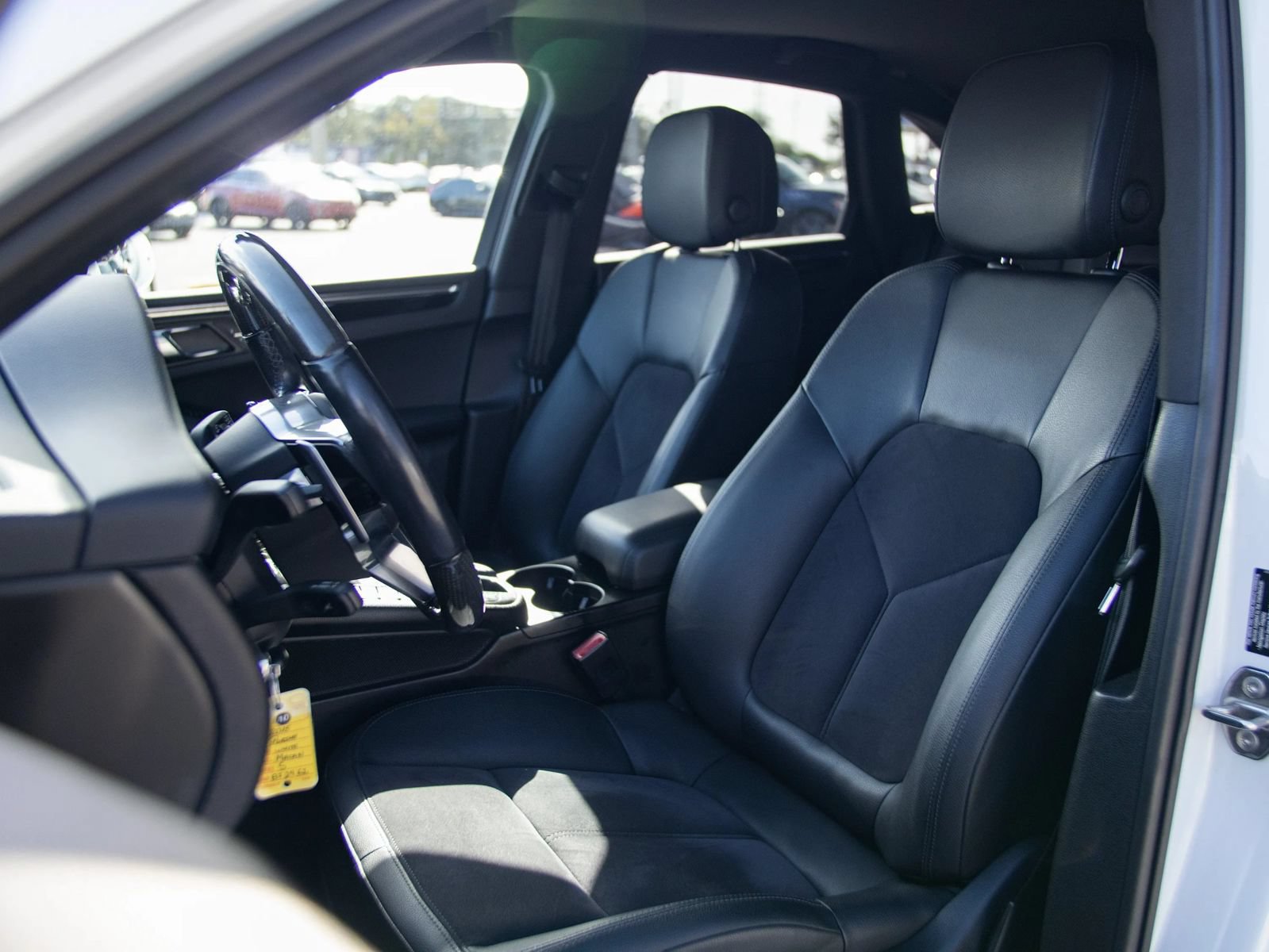Used 2015 Porsche Macan S w/ Infotainment Package AWD/4WD image 18