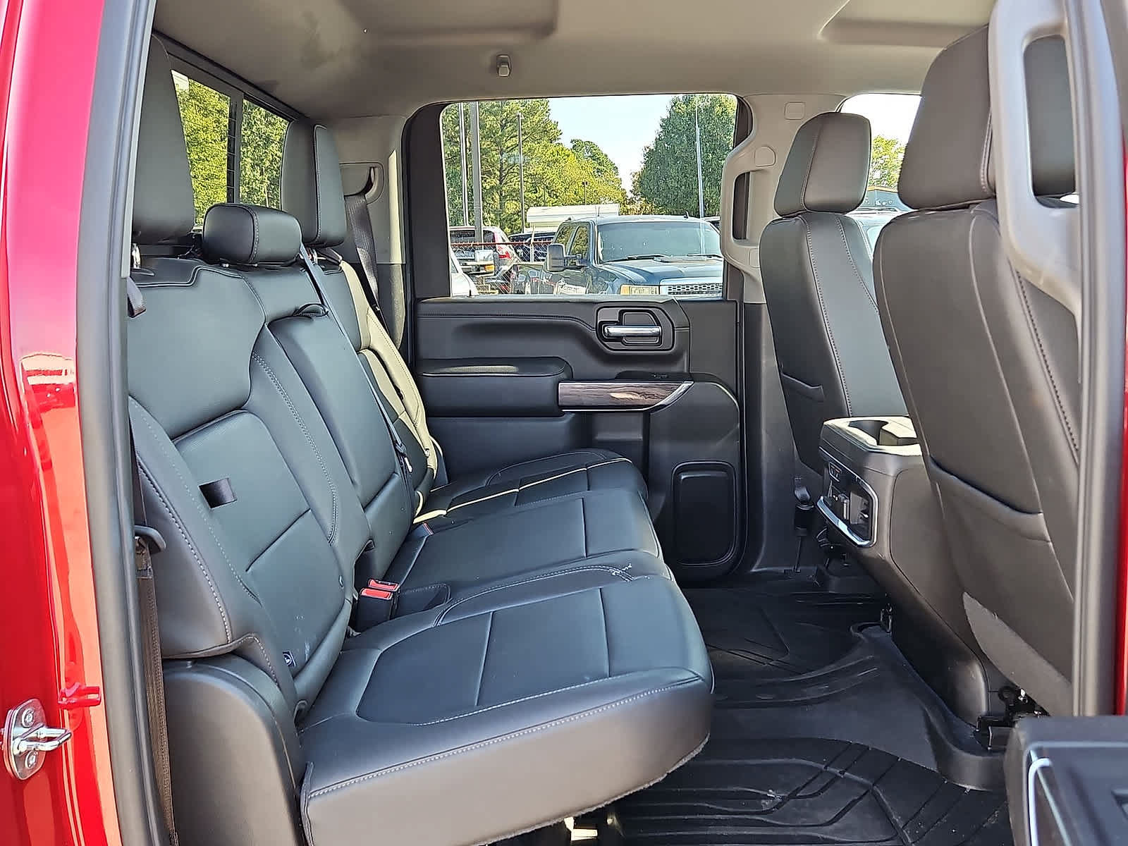 Used 2022 Chevrolet Silverado 2500 LTZ w/ LTZ Convenience Package AWD/4WD image 31