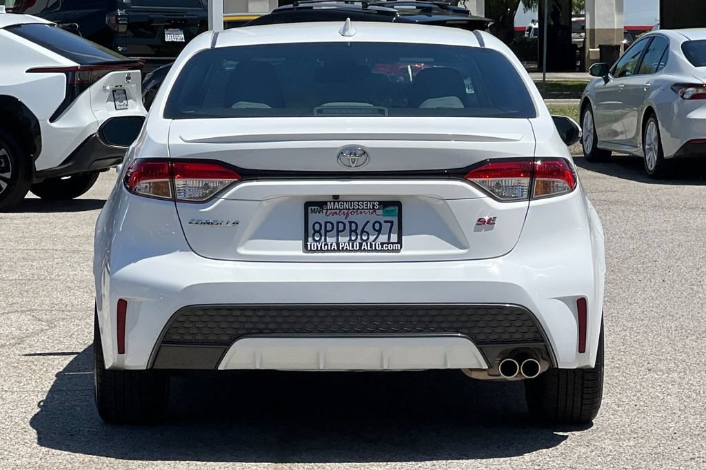Certified 2020 Toyota Corolla SE FWD image 4