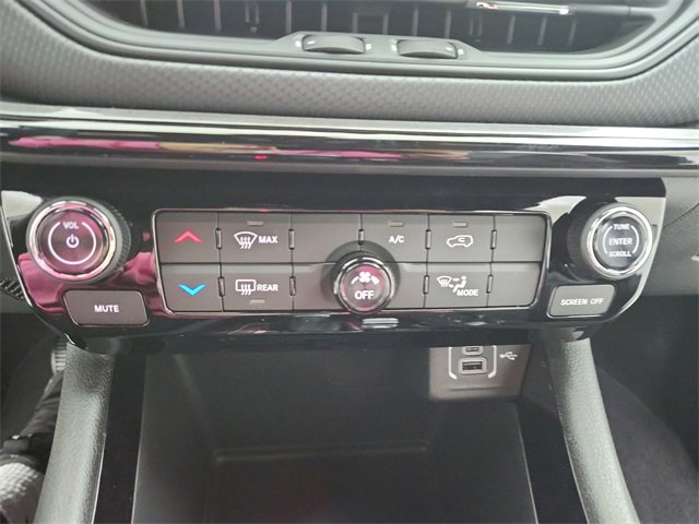 New 2026 Jeep Compass Latitude image 28