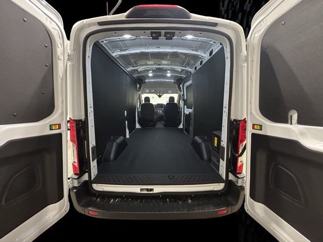 New 2025 Ford E-Transit 148 Medium Roof w/ Load Area Protection Package image 24