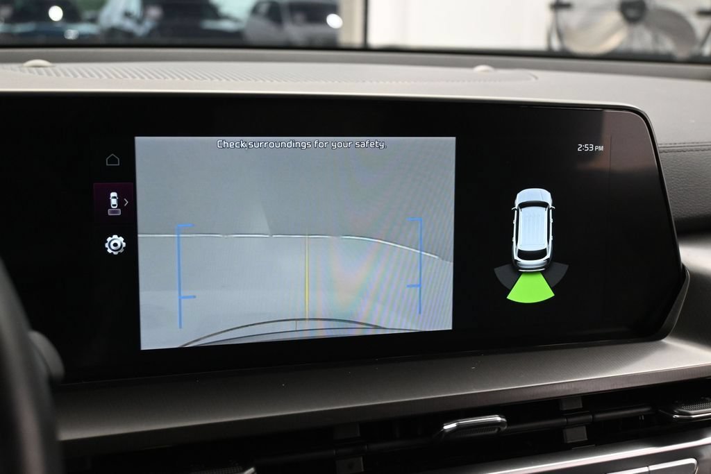 Used 2025 Kia Telluride LX FWD image 18