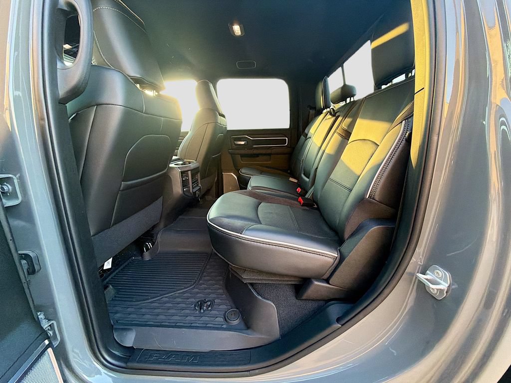 New 2026 RAM 3500 Laramie AWD/4WD image 20