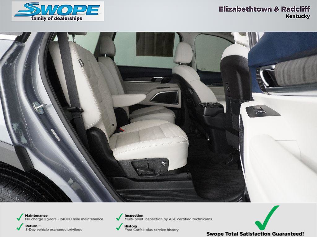 Used 2023 Kia Telluride SX Prestige image 11