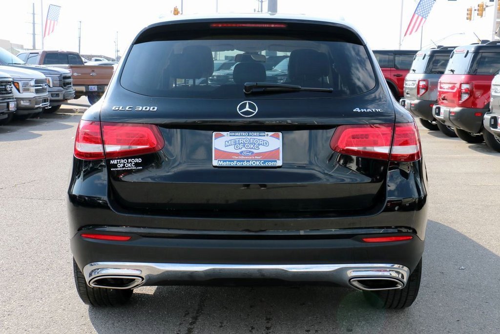 Used 2019 Mercedes-Benz GLC 300 4MATIC image 6