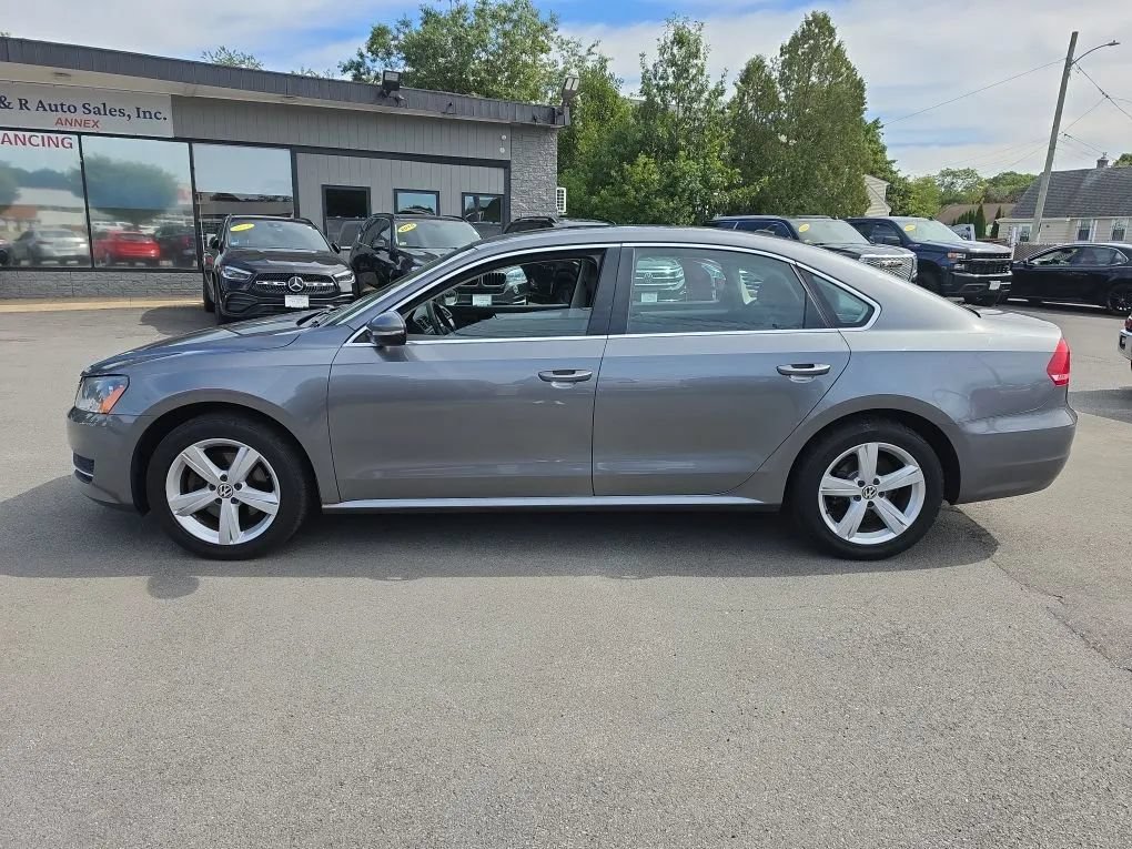 Used 2012 Volkswagen Passat 2.5 SE FWD image 4
