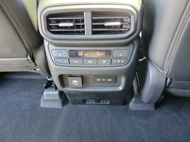 Certified 2025 Honda Pilot Black Edition image 13
