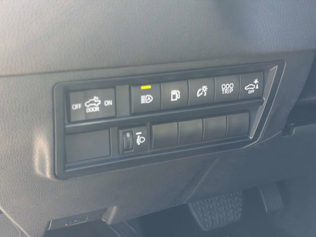 Used 2023 Toyota Tundra Limited image 25