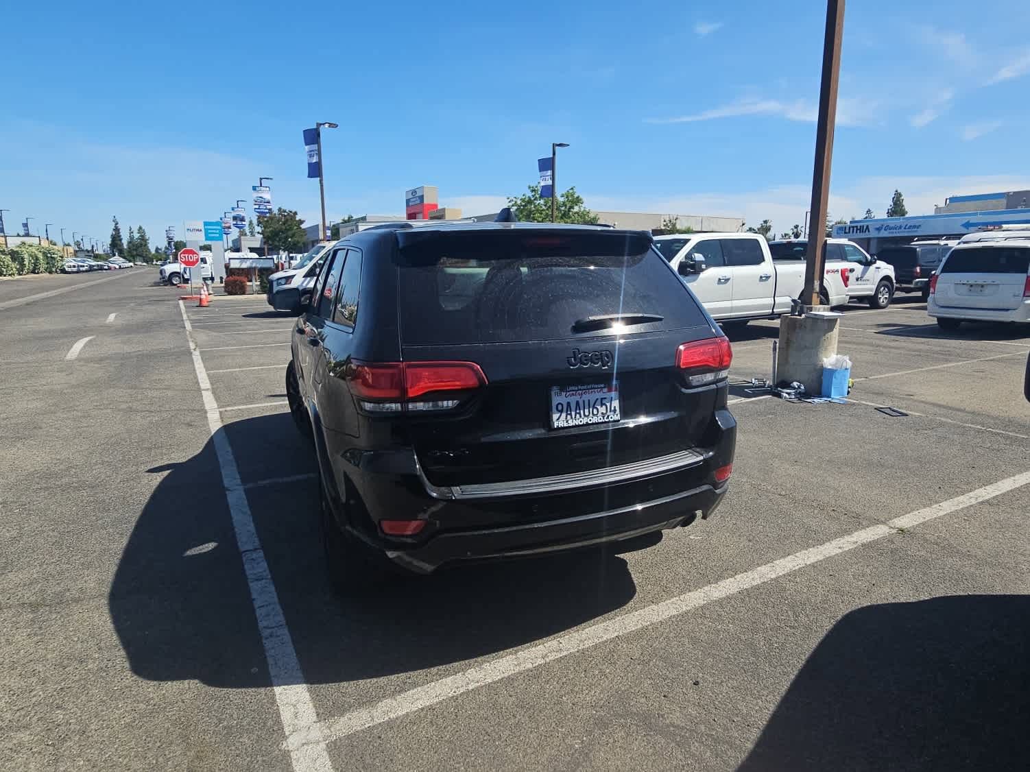 Used 2022 Jeep Grand Cherokee Laredo X image 7