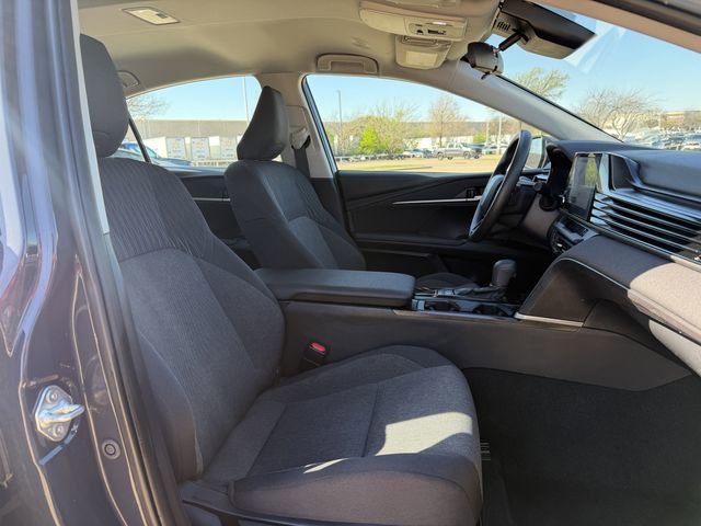 Used 2025 Toyota Camry LE image 27