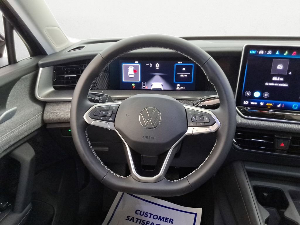 Certified 2025 Volkswagen Tiguan S FWD image 14