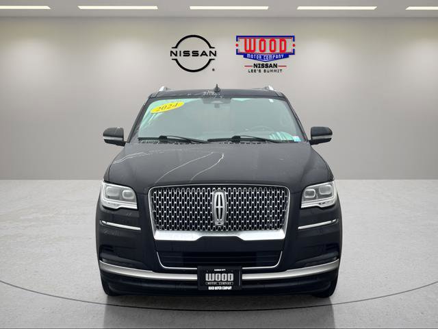 Used 2024 Lincoln Navigator Reserve image 8