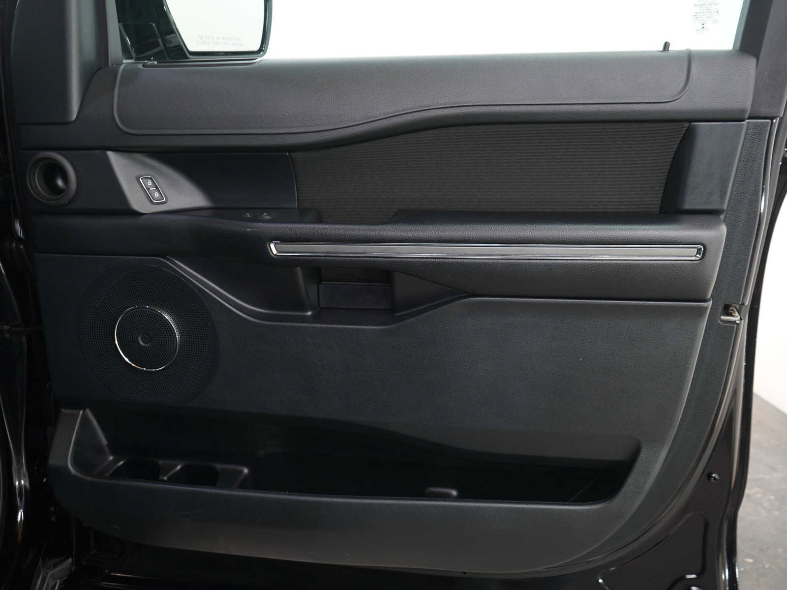 Used 2021 Ford Expedition XLT AWD/4WD image 12