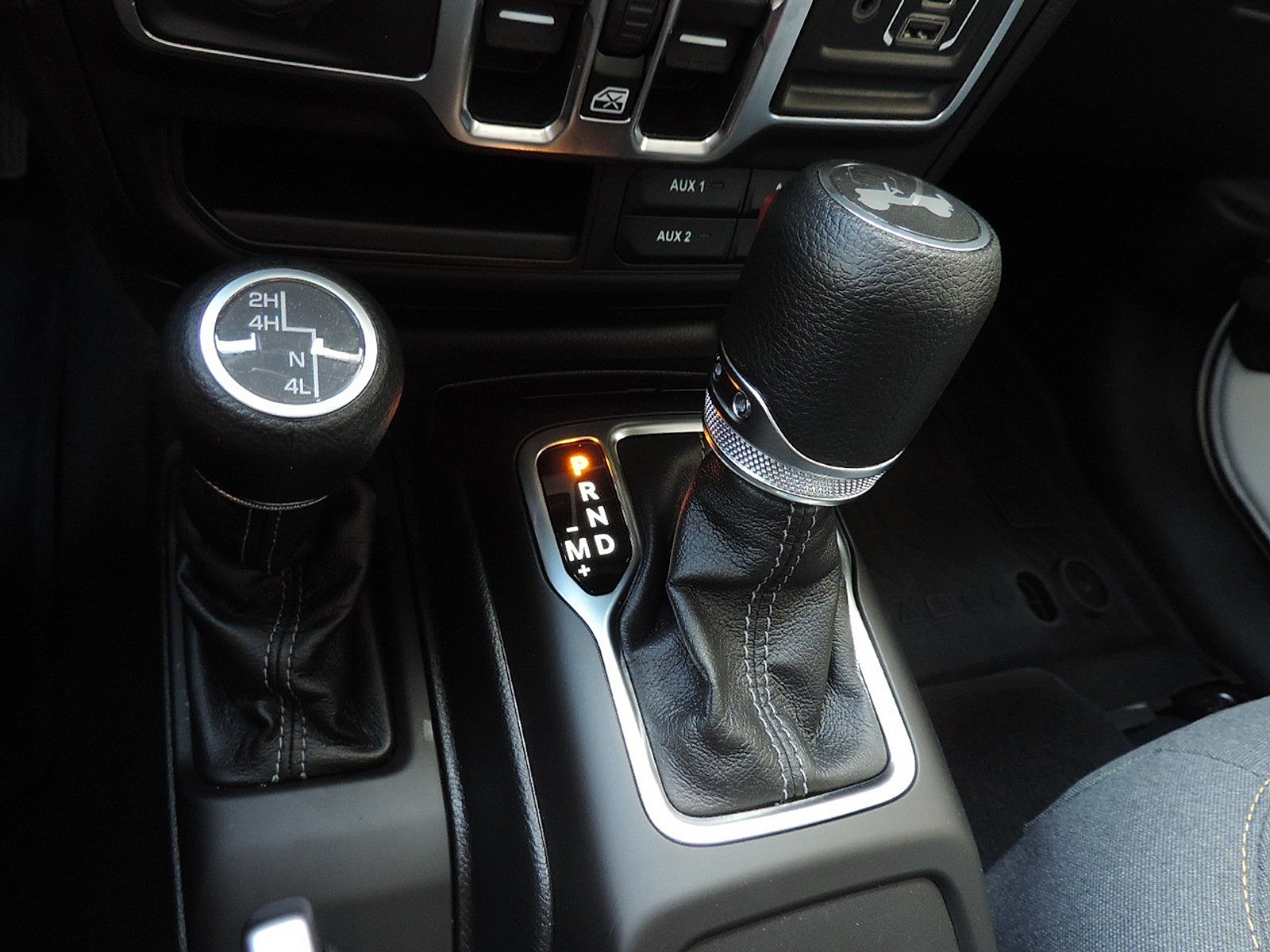 Used 2025 Jeep Wrangler Unlimited Sport AWD/4WD image 22