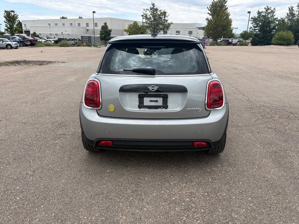 Used 2024 MINI Cooper SE FWD image 6