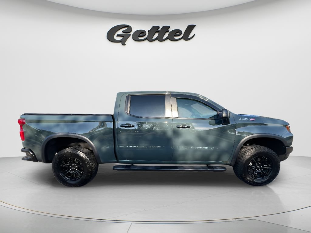 Used 2025 Chevrolet Silverado 1500 ZR2 w/ Technology Package AWD/4WD image 4