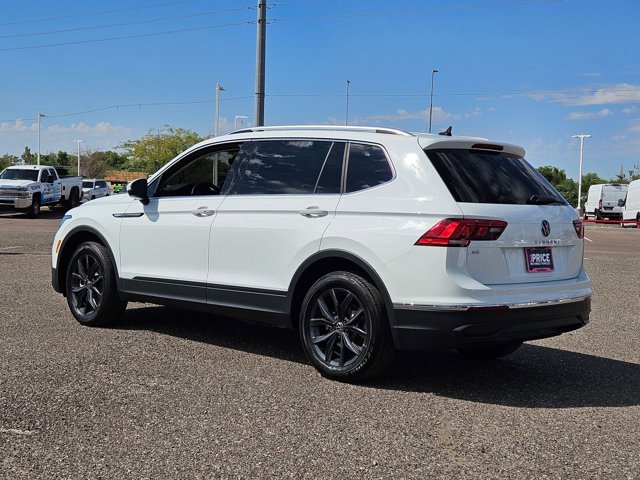 Used 2024 Volkswagen Tiguan SE image 7
