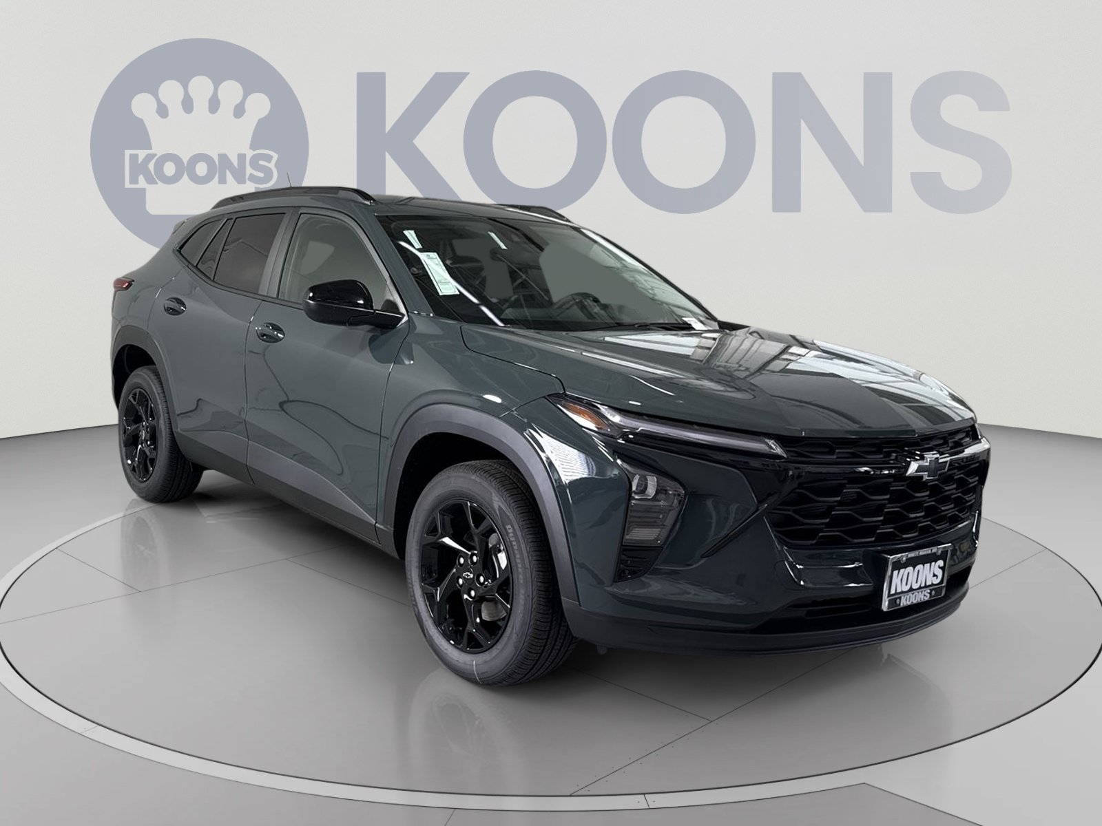 New 2026 Chevrolet Trax LT w/ Driver Confidence Package FWD image 2