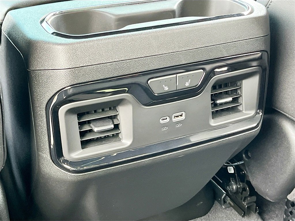 Used 2024 GMC Sierra 2500 AT4 w/ AT4 Premium Plus Package image 26