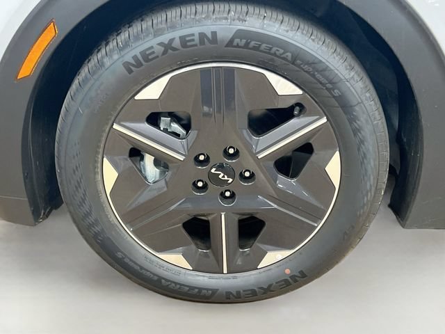 New 2026 Kia EV6 Light RWD image 32