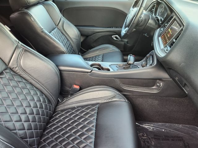 Used 2022 Dodge Challenger R/T Scat Pack w/ Dynamics Package RWD image 19