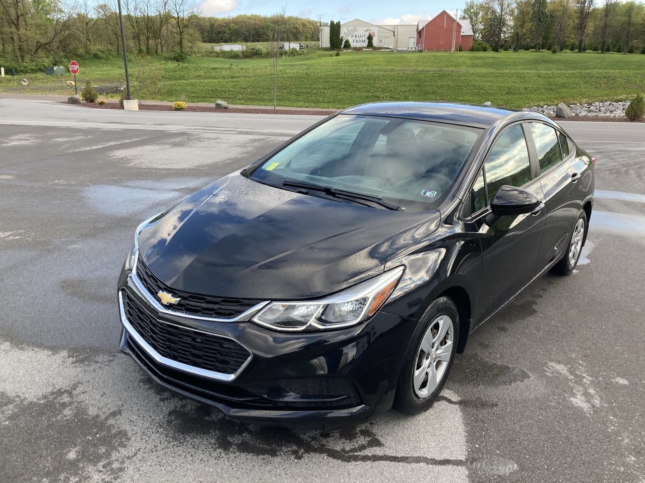 Used 2017 Chevrolet Cruze LS FWD image 3