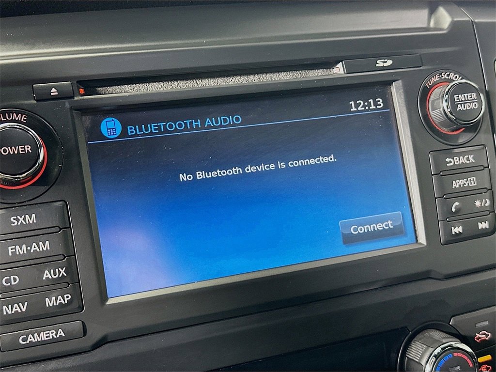 Used 2018 Nissan Titan SV w/ SV Convenience Package image 16