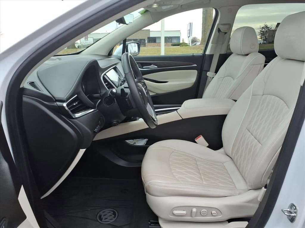 Used 2023 Buick Enclave Avenir w/ Avenir Technology Package image 26