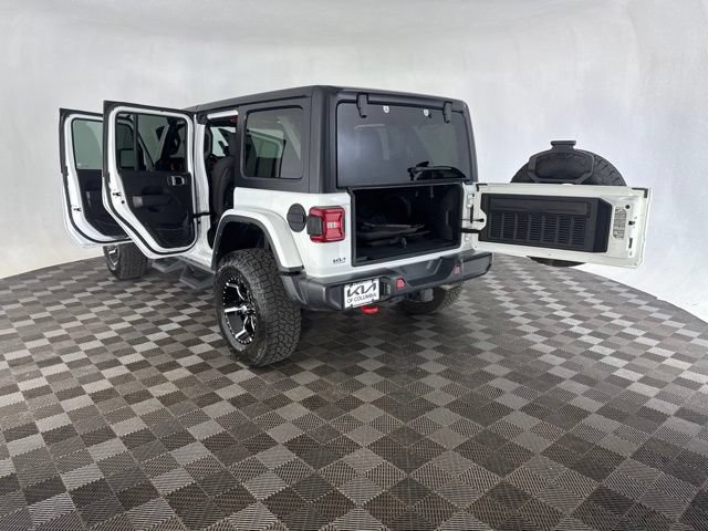 Used 2022 Jeep Wrangler Unlimited Rubicon w/ LED Lighting Group AWD/4WD image 18