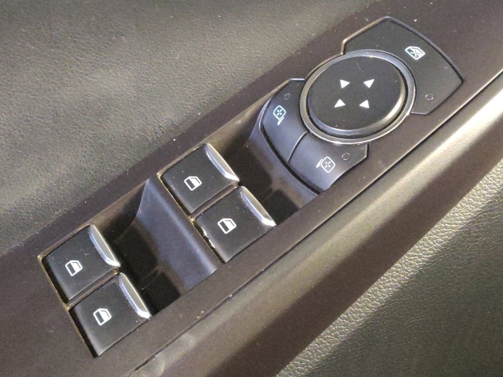 Used 2020 Ford Explorer XLT RWD image 27