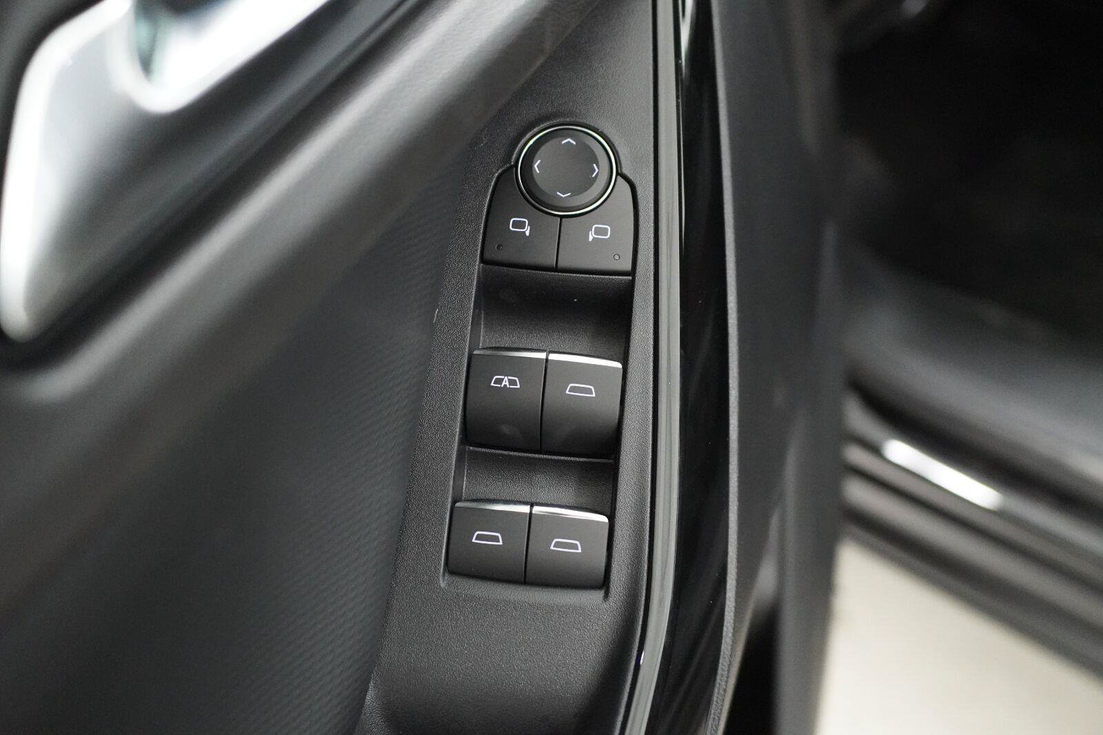 New 2027 Chevrolet Equinox RS w/ Safety and Technology Package FWD image 25